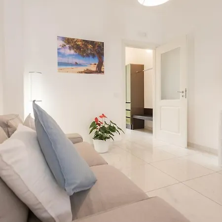 Διαμέρισμα Bilocale Corso Italia 694 Con Piscina - Salento Reservation *